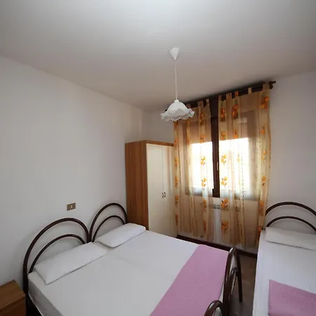Daire 2 Bedroom Near Rosapineta